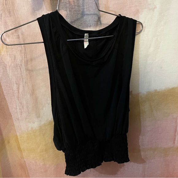 Free People Crop 🌵Small - Picture 6 of 7